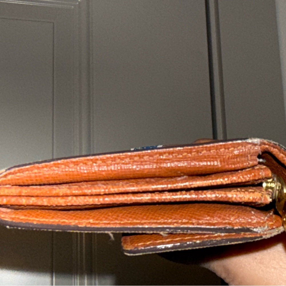 Louis Vuitton Monogram Sarah Wallet - Picture 9 of 11